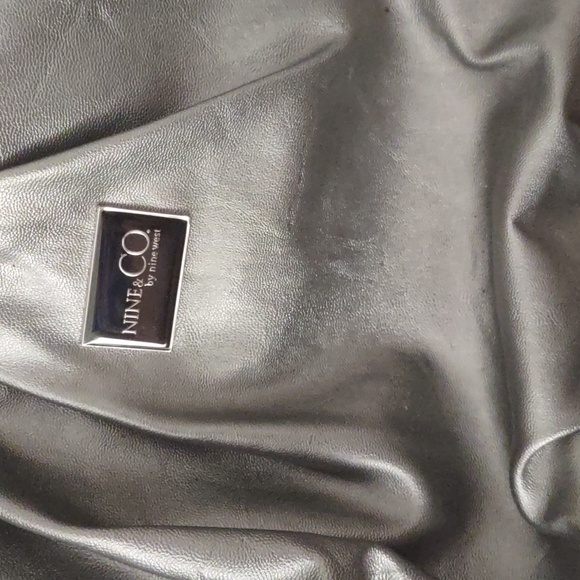 Mystery Purse Box - Picture 3 of 16